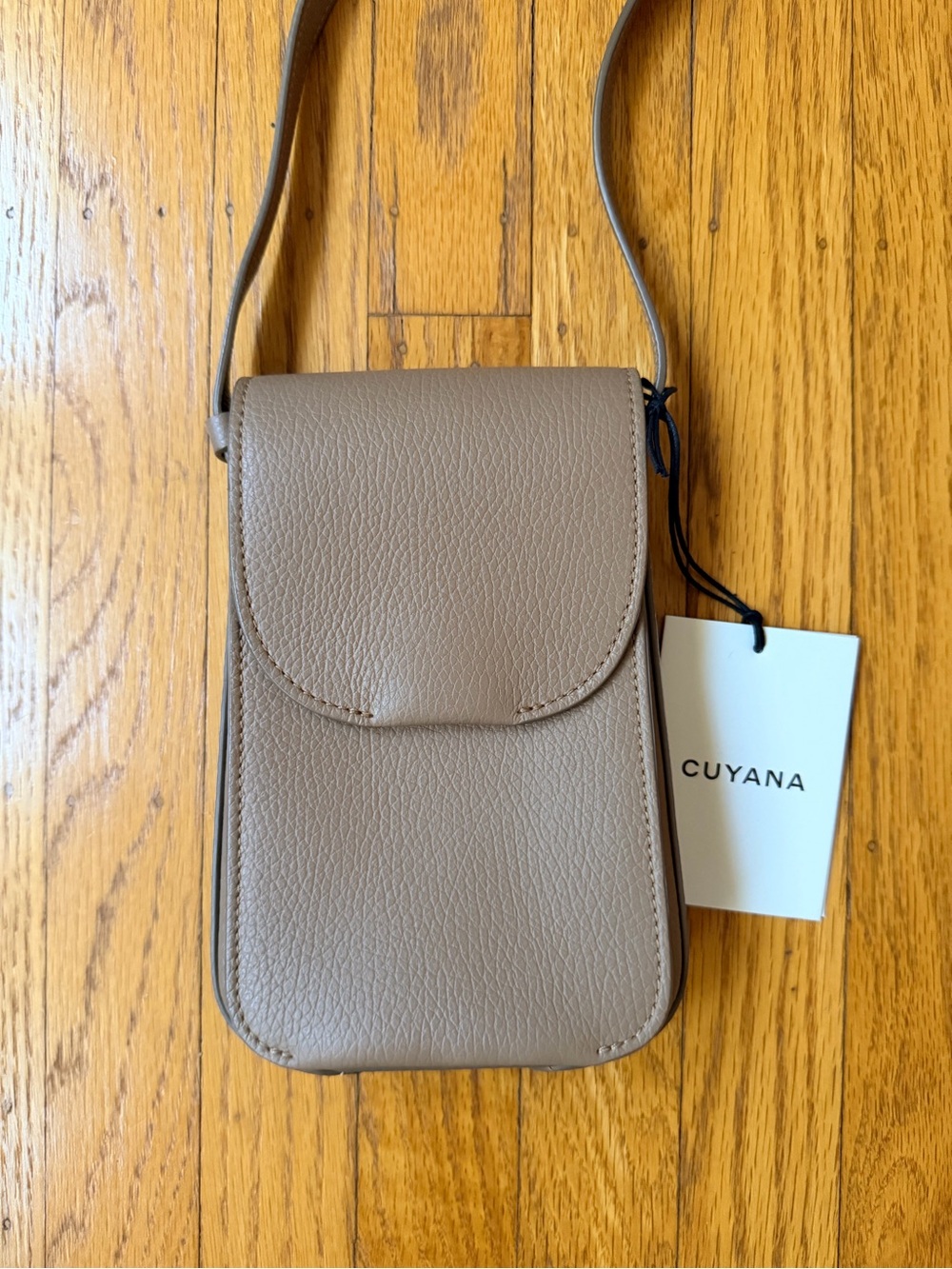 Cuyana Pebbled Taupe Leather Crossbody Pouch